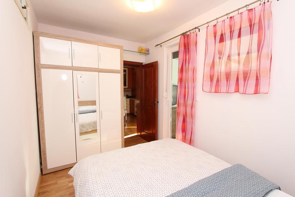 Apartment Ilinovic Rovinj Exterior photo