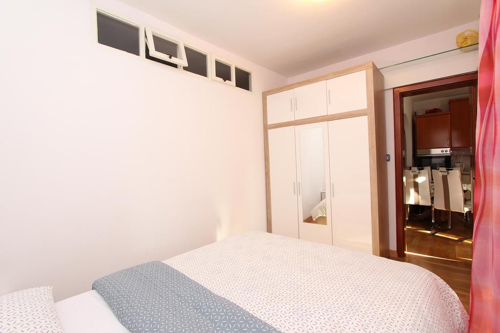 Apartment Ilinovic Rovinj Exterior photo