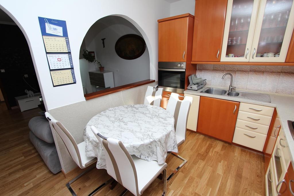 Apartment Ilinovic Rovinj Exterior photo